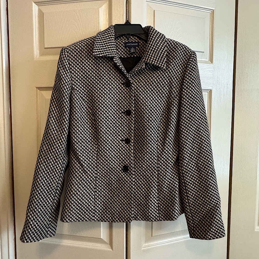 Ann Taylor Wool Houndstooth Print Black & White Tailored Blazer